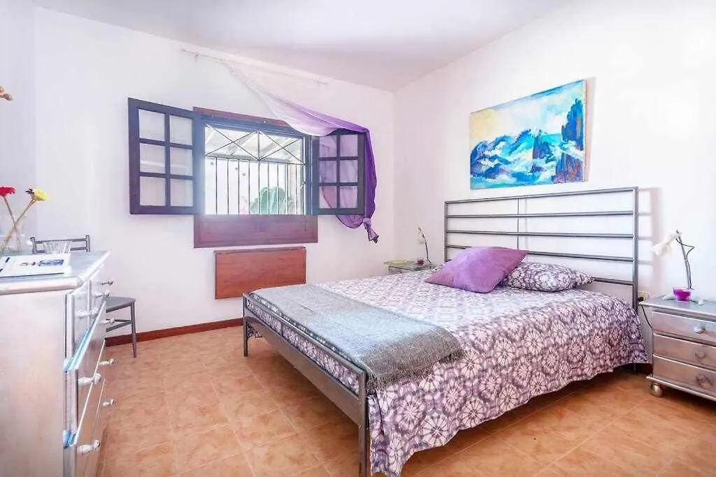 Summer Dreams Beach House Playa Honda  Сasa de vacaciones